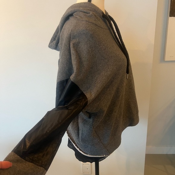 Trendy Grey Hoodie w/ Faux Leather Sleeves & Cut-Out Back – Size Small (Fits M) - Picture 3 of 15